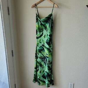 SHEIN Green Dress Maxi Slip Sheath Dress Cami Straps Sz S flowy lightweight